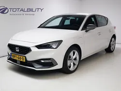 Wit Gebruikt 2023 Seat Leon Business Hatchback | € 25.950 (Eerlijke prijs)