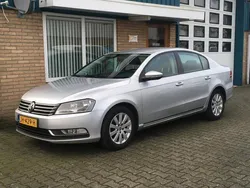 Grijs Gebruikt 2011 VW Passat Comfortline Sedan | € 6.450 (Eerlijke prijs)