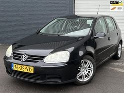 Zwart Gebruikt 2007 VW Golf V Hatchback | € 2.450 (Goede deal)