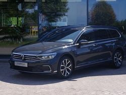 Grijs Gebruikt 2021 VW Passat GTE Stationwagen | € 23.400 (Goede deal)