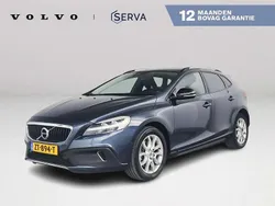Blauw, metallic lak Gebruikt 2019 Volvo V40 CC Stationwagen | € 17.995 (Eerlijke prijs)