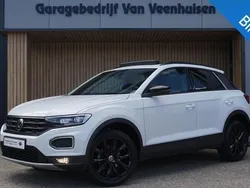 Wit Gebruikt 2021 VW T-Roc Sportline SUV | € 28.950 (Eerlijke prijs)