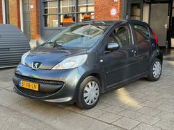 Grijs Gebruikt 2007 Peugeot 107 Hatchback | € 1.600 (Eerlijke prijs)
