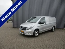 Grijs Gebruikt 2020 Mercedes Vito MPV | € 25.750 (Duur)