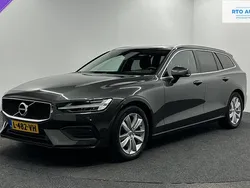 Grijs Gebruikt 2021 Volvo V60 Stationwagen | € 24.000 (Super prijs)