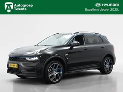 Zwart Gebruikt 2022 Lynk & Co 01 SUV | € 24.345 (Eerlijke prijs)