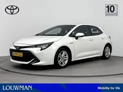Wit Gebruikt 2021 Toyota Corolla Business Edition Hatchback | € 18.445 (Eerlijke prijs)