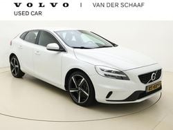 Wit Gebruikt 2017 Volvo V40 Business Edition Hatchback | € 15.900 (Iets duurder)