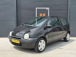 Zwart Gebruikt 2004 Renault Twingo Hatchback | € 1.450 (Eerlijke prijs)