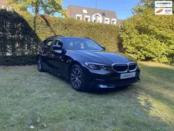 Zwart Gebruikt 2022 BMW 316 Comfort Edition Stationwagen | € 19.999