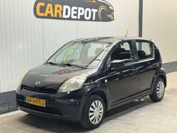 Zwart Gebruikt 2007 Daihatsu Sirion Hatchback | € 999 (Eerlijke prijs)