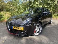 Zwart Gebruikt 2016 Alfa Romeo Giulietta Super Hatchback | € 7.649 (Super prijs)