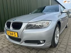 Grijs Gebruikt 2009 BMW 320 Sedan | € 6.999 (Eerlijke prijs)