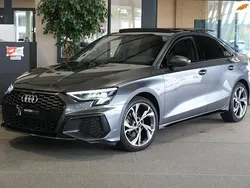 Grijs, metallic lak Gebruikt 2022 Audi A3 S-Line Sedan | € 31.950 (Eerlijke prijs)