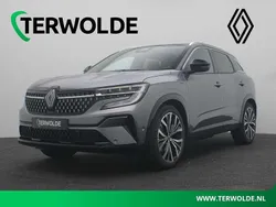 Rood Nieuw 2025 Renault Scénic Techno MPV | € 41.040 (Goede deal)
