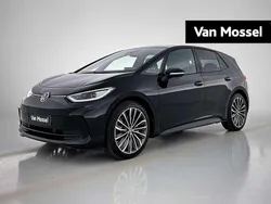 Zwart Nieuw 2025 VW ID.3 Pro Hatchback | € 37.400