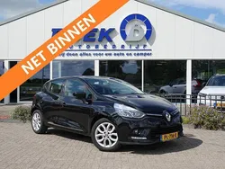 Zwart Gebruikt 2017 Renault Clio IV Zen Hatchback | € 7.945 (Eerlijke prijs)