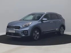 Grijs Gebruikt 2020 Kia Niro SUV | € 20.200 (Goede deal)