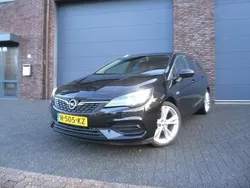 Zwart Gebruikt 2020 Opel Astra Stationwagen | € 11.500 (Goede deal)