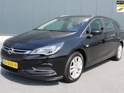 Zwart Gebruikt 2018 Opel Astra Business Stationwagen | € 5.950 (Eerlijke prijs)