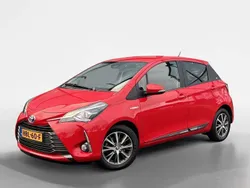 Rood Gebruikt 2019 Toyota Yaris Hatchback | € 17.950 (Eerlijke prijs)