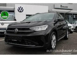 Zwart Gebruikt 2022 VW Taigo Life SUV | € 24.347 (Iets duurder)