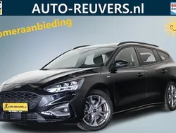 Zwart Gebruikt 2021 Ford Focus ST-Line Stationwagen | € 23.900 (Goede deal)