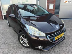 Bruin Gebruikt 2013 Peugeot 208 Allure Hatchback | € 7.999 (Goede deal)