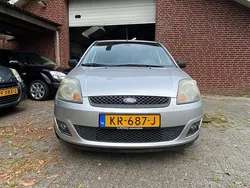 Grijs Gebruikt 2007 Ford Fiesta Futura Hatchback | € 1.750 (Eerlijke prijs)