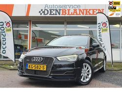 Zwart Gebruikt 2016 Audi A3 Attraction Hatchback | € 13.950 (Eerlijke prijs)