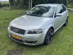 Grijs Gebruikt 2004 Audi A3 Ambition Hatchback | € 2.230 (Super prijs)