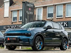 Blauw, metallic lak Gebruikt 2023 Lynk & Co 01 SUV | € 25.950 (Goede deal)