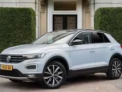 Wit Gebruikt 2018 VW T-Roc Sport SUV | € 17.940 (Eerlijke prijs)