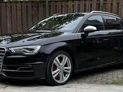 Zwart Gebruikt 2016 Audi S3 Hatchback | € 29.950 (Iets duurder)
