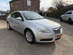 Grijs Gebruikt 2010 Opel Insignia Edition Hatchback | € 2.500 (Goede deal)