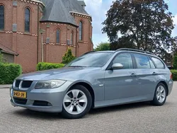 Blauw Gebruikt 2006 BMW 320 Stationwagen | € 2.499 (Eerlijke prijs)