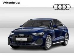 Blauw, metallic lak Nieuw 2025 Audi A3 Comfort Sedan | € 45.990 (Eerlijke prijs)