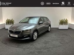 Graphite grey Gebruikt 2023 Skoda Scala Ambition Hatchback | € 22.895 (Eerlijke prijs)
