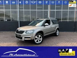 Grijs Gebruikt 2014 Skoda Yeti Elegance SUV | € 12.950