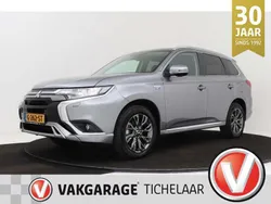Grijs Gebruikt 2019 Mitsubishi Outlander SUV | € 20.399 (Eerlijke prijs)