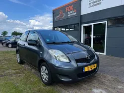 Blauw Gebruikt 2009 Toyota Yaris Hatchback | € 2.500 (Goede deal)