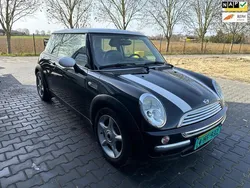 Zwart Gebruikt 2003 Mini Cooper Chili Hatchback | € 1.650