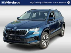 Blauw Gebruikt 2022 Skoda Karoq Style SUV | € 31.950 (Eerlijke prijs)