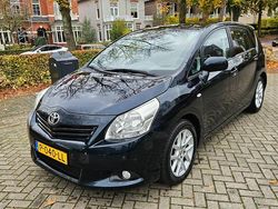 Grijs Gebruikt 2012 Toyota Verso MPV | € 6.950 (Eerlijke prijs)