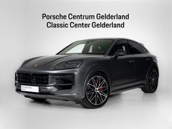 Grijs Gebruikt 2024 Porsche Cayenne Turbo SUV | € 176.900