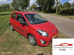 Rood Gebruikt 2011 Renault Twingo Authentique Hatchback | € 1.999 (Goede deal)
