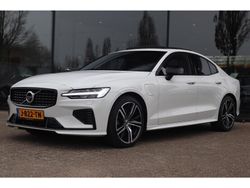 Wit Gebruikt 2020 Volvo S60 R-Design Sedan | € 33.750 (Eerlijke prijs)