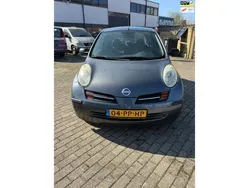 Grijs Gebruikt 2004 Nissan Micra Tekna Hatchback | € 950 (Eerlijke prijs)