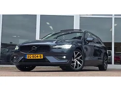 Blauw Gebruikt 2019 Volvo V60 Momentum Stationwagen | € 25.994 (Iets duurder)