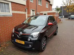 Zwart Gebruikt 2016 Renault Twingo Dynamique Hatchback | € 9.000 (Eerlijke prijs)